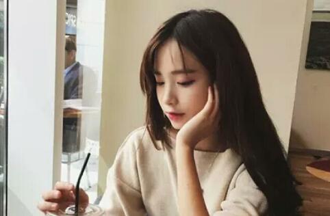 女生生病了怎么聊天？关注她的内心需求第3张