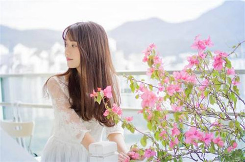 为什么女生从不主动找我聊天，怎么才能让她主动起来？第4张