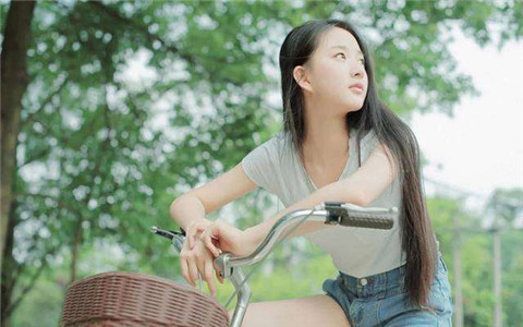 时间还早，女生说要睡觉了该怎么回复？第2张