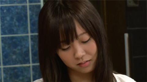 对于回复敷衍你的女孩，该怎么让她热情起来？第3张