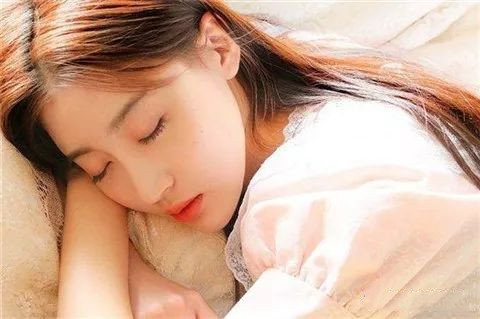 约女生，她说自己忙，该怎么回复？第1张