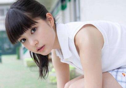 水瓶座和巨蟹座配吗？成功几率是多少？第1张