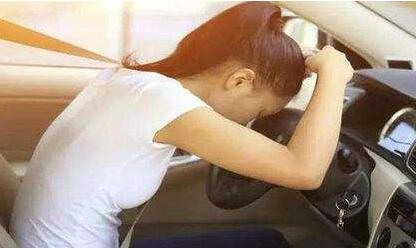 女孩说腰酸背痛，正确回复安慰方法第3张