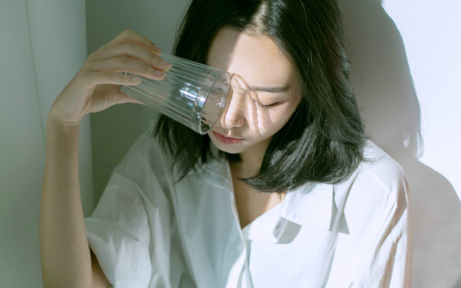 和喜欢的女生聊天找不到话题了怎么办?第2张