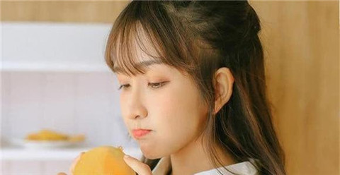 女生说你在干嘛，展现高情商的神回复第2张