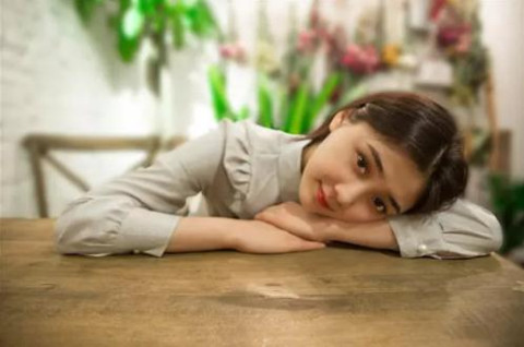 怎么跟陌生女生聊天 聊天话题该怎么选择第1张