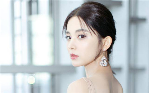 为什么妹子从来不主动找你,回复也不积极?第2张