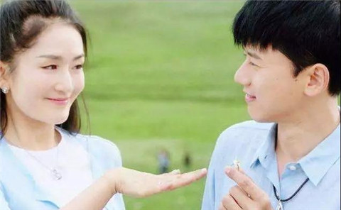 微信聊天女生突然不理你，肯定是你用了这两种态度的原因第2张