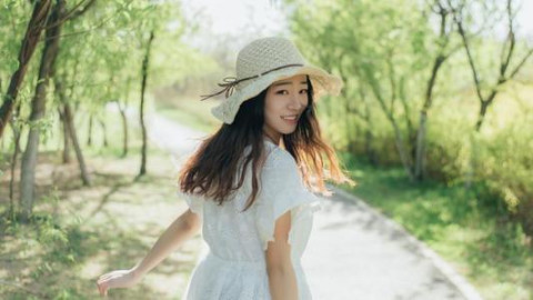 追女生要不要每天聊天？聊的多她就会喜欢你吗？第1张