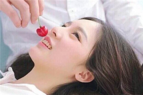 和喜欢的女生微信聊天，3个技巧给她想要的感觉第3张