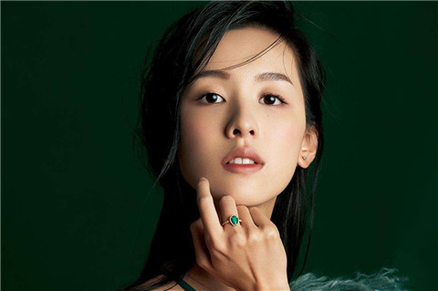 女生主动找男生尬聊,男生该怎么接话？第4张