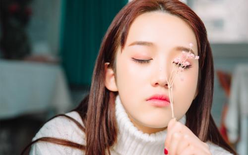 怎样和性格内向的女生接触? 怎样和性格内向的女生接触?第2张