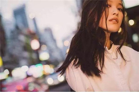 跟女孩聊天留个好印象，这两件事千万别做第5张