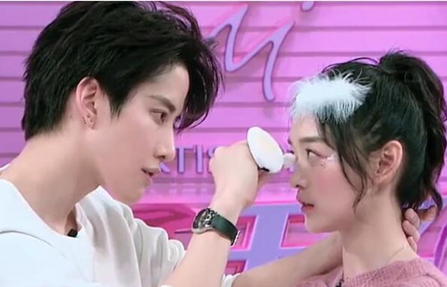 女生问你是不是在撩我？正确回答第1张