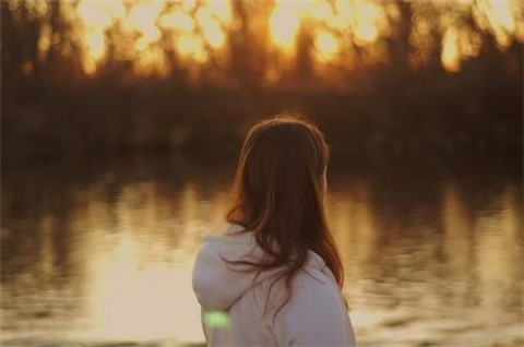 和女生聊天如何有更多话题？3个技巧让你告别冷场第4张