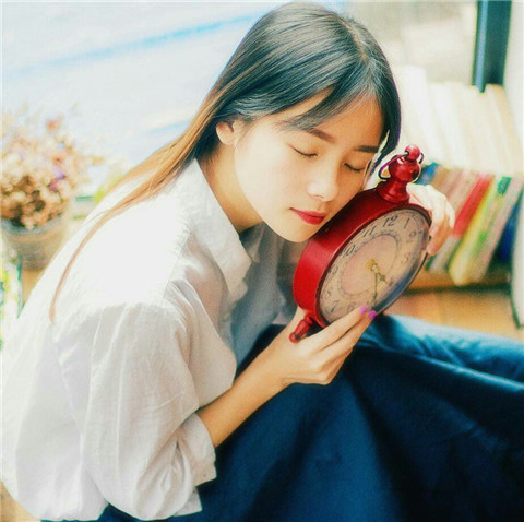 和女生聊天她总是用嗯嗯回复敷衍你，该怎么办？第3张