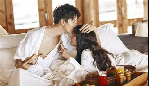 夸女生的套路，3个套路夸得她的心怦怦直跳第4张