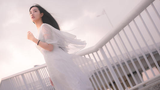 和女生约会时，绝对不能聊的4个话题第3张